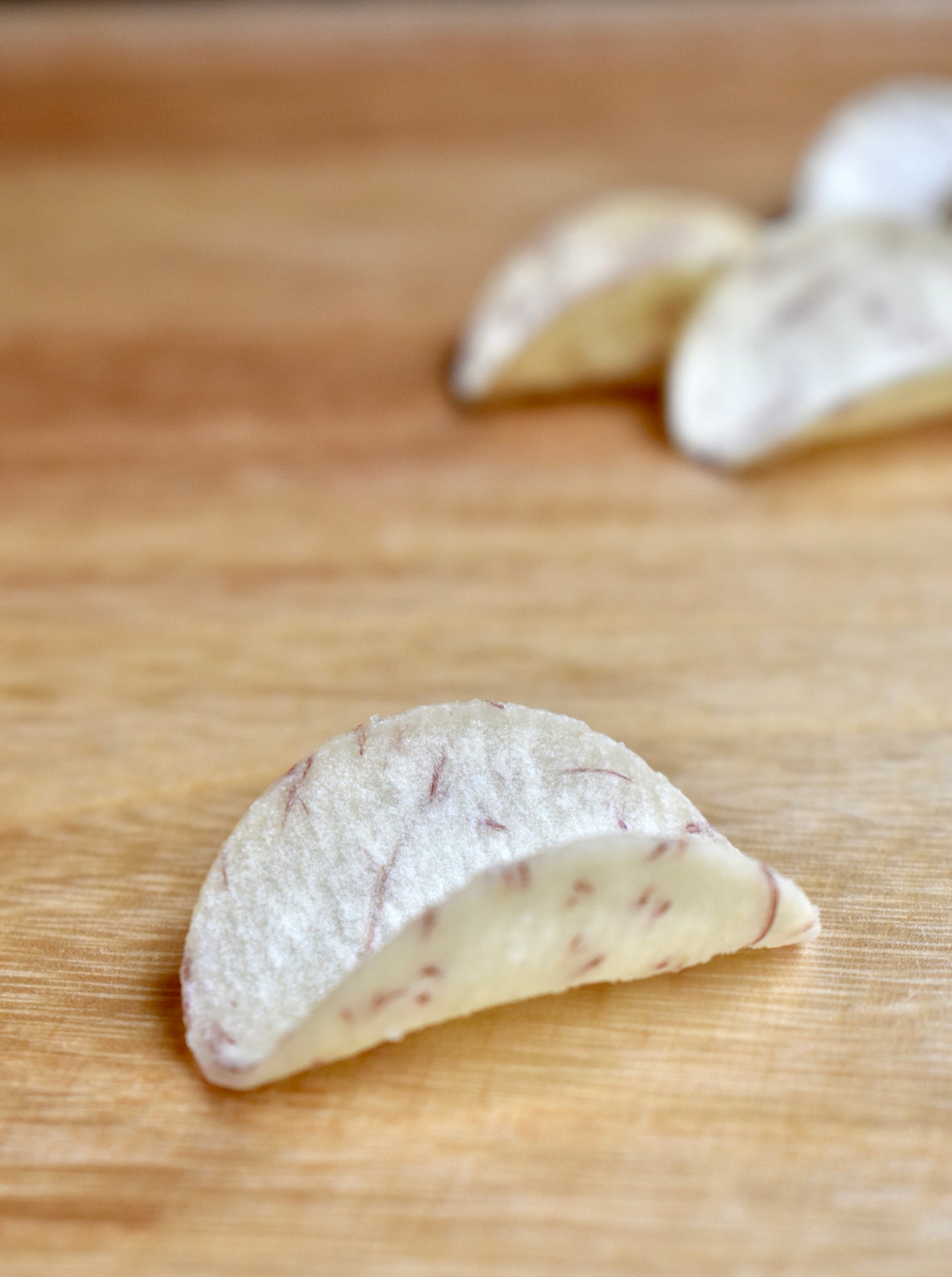 Taro Round Taco Shells 150/pkg